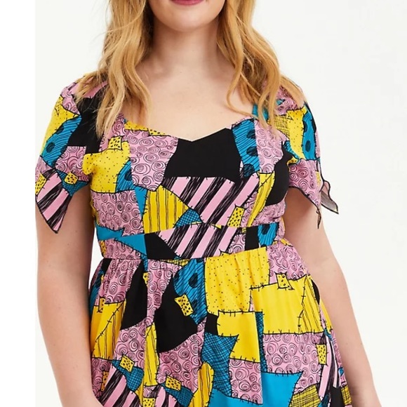 TORRID NWT NIGHTMARE BEFORE CHRISTMAS SALLY DRESS HALLOWEEN COSTUME - Picture 5 of 7